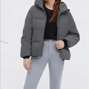 Uniqlo seamless puffer- grey